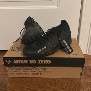 Black Nike turf (soccer) cleats women’s size 9.5 and men’s size 8